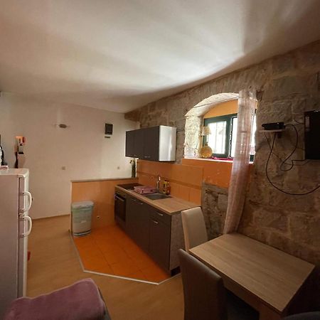 Apartments Eliana Спліт Екстер'єр фото